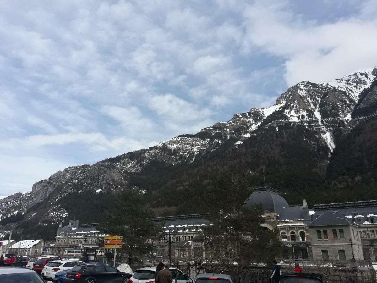 Apartamento Canfranc Exterior photo