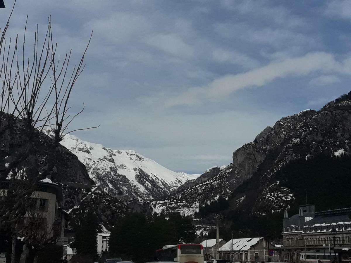 Apartamento Canfranc Exterior photo